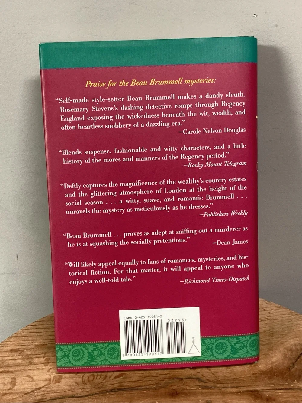 🟢 Vintage - Murder in the Pleasure Gardens by Rosemary Stevens - Hardback